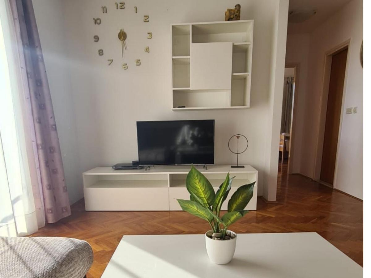 Apartman Ljubav Μακάρσκα Εξωτερικό φωτογραφία